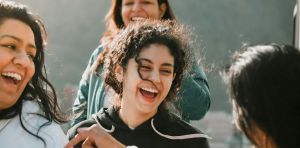 Qu’est‑ce qu’une « lingua franca » ? Brève histoire, des croisades à nos jours