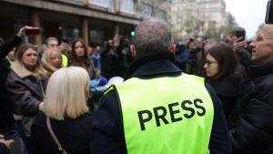 „Niko nije slep“: Zašto je sloboda medija u Srbiji u nikad goroj situaciji?