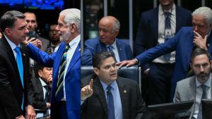 Não dá mais pra fazer de conta que ninguém está falando disso, Jaques Wagner
