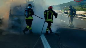 Incidente in superstrada. Cinque feriti, traffico in tilt