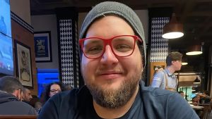 Muore d’infarto a 36 anni. Addio ad Alessandro, volontario e grande tifoso