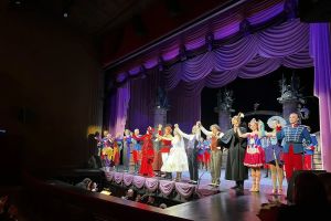 «Мадемуазель Нитуш» на краю земли