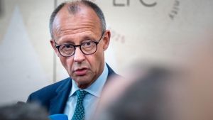 Friedrich Merz ist der Kanzler, der sich immer wieder selbst ein Bein stellt
