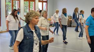 Linedance im Zeichen des Wolfbachs und mit einem Weltklasse-Ziel