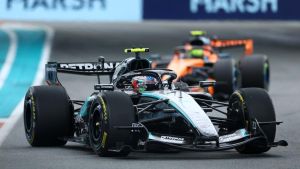 Antonelli, líder sólido, bate a los McLaren en Miami; Sainz (9º) puntúa y Alonso acaba 15º