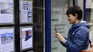 Gijón ya no tiene pisos por menos de 600 euros al mes: el precio del alquiler inicia el año con otra subida