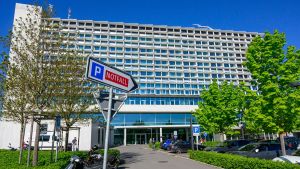 50 Franken gegen volle Notfallstationen: «Eine Scheinlösung», findet Gastautorin und Hausärztin Cornelia Meier
