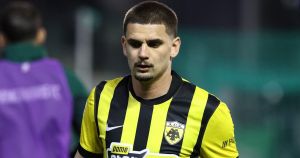 Η ΑΕΚ έχασε ένα match ball, αλλά πλησίασε στον τίτλο