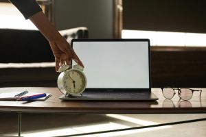 Προς τι ο πανικός για την τετραήμερη εργασία;