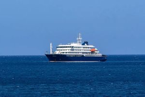 Trois morts sur un bateau de croisière dans l’Atlantique, l’OMS alerte sur un possible foyer d’hantavirus