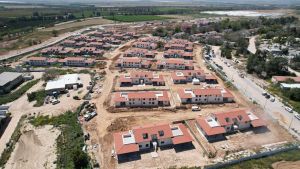 Survey finds fewer than 25% of Gaza border residents feel safe, 40% don’t trust state
