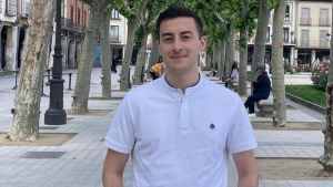“Quería alejarme de un gran hospital”: un MIR de élite apuesta por el San Agustín de Avilés