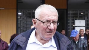 Šešelj tvrdi da ne zna kad će izbori