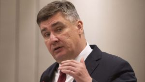 Milanović: Strane ratne brodove ne treba puštati u Hrvatsku bez saglasnosti Sabora