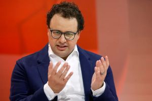 Anthropic’s $900 Billion Funding Round Set To Surpass OpenAI