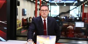 Nebojša Bakarec: Bjelogrlić sebe nazvao elitom, a većinu naroda – primitivnom i nepismenom!