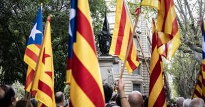Gir a la política catalana