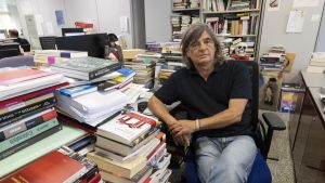 Jacinto con salacot
