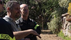 Casa bruciata nel rogo del monte Faeta, gara di solidarietà per aiutare Tommaso. Anonimo dona mille euro