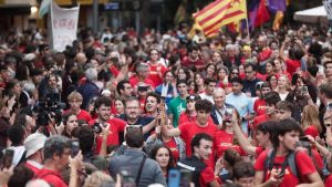 Quaranta anys després: una llengua en alerta