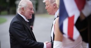 Calmes: Americans aren’t buying Trump’s schtick anymore