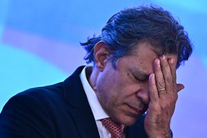A “lavagem cerebral” de Haddad e a empáfia da esquerda