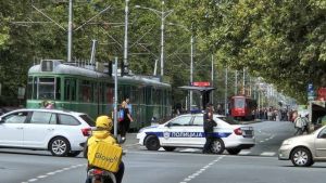 Lančani sudar kod Batajnice: Devetoro povređeno, dvoje teško