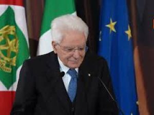 Mattarella scherza con Bisio alla presentazione dei David: A volte la realtà supera la fantasia