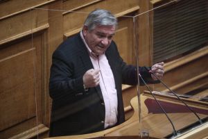 Για όλα φταίει ο Καστανίδης