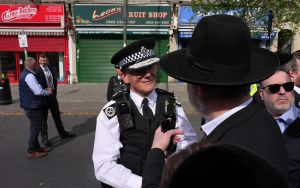 London cops announce new unit to protect Jews amid surging antisemitic violence