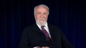 Jaime Mayor Oreja, presidente de la fundación Neos y exministro: 