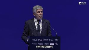 Enseguida toman medidas