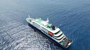 Directo | Trasladado a Tenerife en estado grave el médico del crucero del hantavirus, que se dirige a Canarias