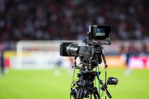 UEFA amplia novo ciclo de direitos, e o jogo econômico do esporte segue concentrado