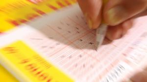 Gioca 8 euro al Lotto e ne vince quasi 500 mila