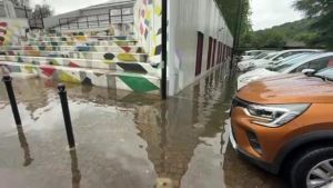 Ivrea, piazza Primo maggio a Bellavista finisce sott'acqua