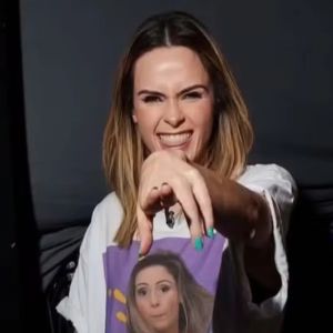 A obsessão por Ana Paula não é à toa: ela deixa os homens desconfortáveis