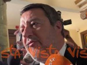 Salvini: Stiamo lavorando per evitare un aumento indiscriminato dei prezzi dei biglietti aerei
