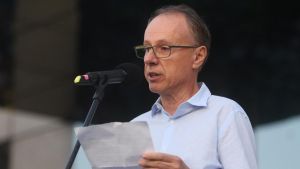 Ako ja mogu da glasam za rektora Đokića, zašto pripadnik građanske Srbije ne bi mogao za Mila Lompara?
