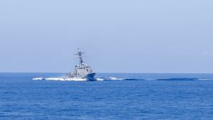 Two US Navy Destroyers Just Made It Through the Strait of Hormuz