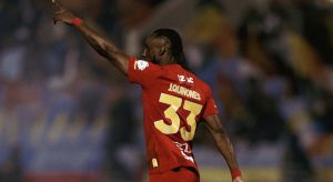 Adiós a su regreso: Julián Quiñones renueva en Arabia y se olvida de la Liga MX