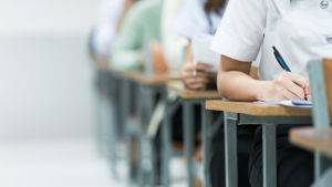 De los partos desviados a los recortes escolares