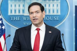 Face au pape et à Giorgia Méloni, que va chercher Marco Rubio à Rome ?