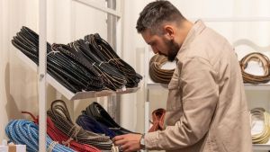 Allarme per il calzaturificio: 30 dipendenti senza stipendio