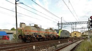 Allarme cloro sulla ferrovia, sospesa la circolazione dei treni