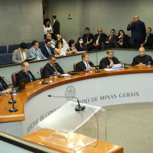 Licitações de consórcios são suspensas pelo TCE