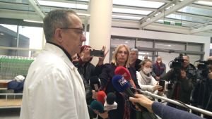 Nakon preporuke za razrešenje direktora UKC Niš Zorana Perišića: „Zašto je Antikorupcijska agencija revolucionarno progledala posle četiri godine?“