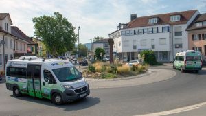 Der Bürgerbus 3Rosen erleichtert Senioren im Hegau den Alltag