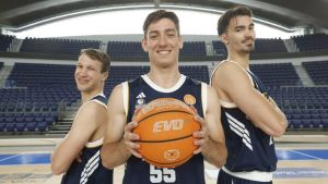 El play-off, “un regalo” a la constancia de los capitanes del Alimerka Oviedo Baloncesto: “Somos una de las revelaciones de la temporada”