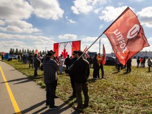 Matthew Lau: Three reasons conservatives should oppose unions